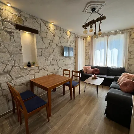 Stone Apartment 3 Thessaloniki Buitenkant foto