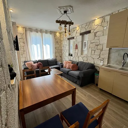 Stone Apartment 3 Thessaloniki Buitenkant foto